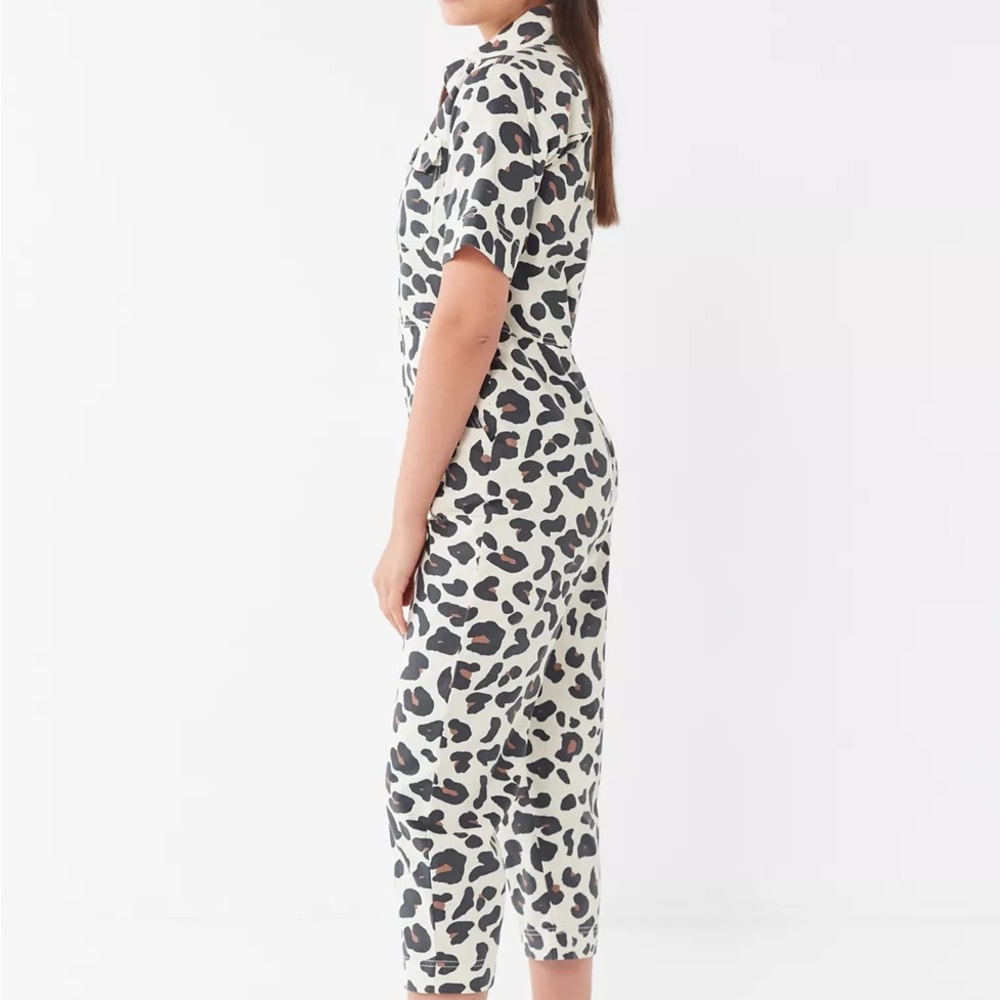 Vintage UO D’Angelo Leopard Print Cropped Coverall - Picture 4 of 11
